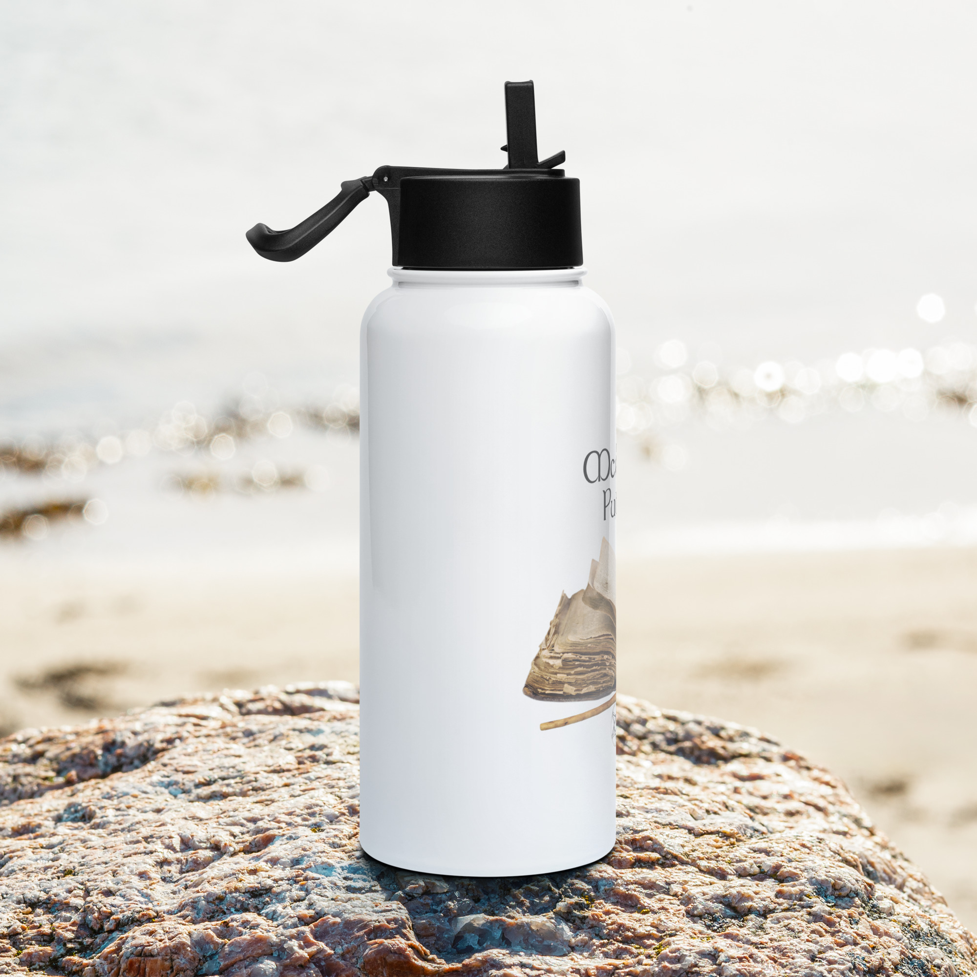 Stainless steel water bottle with a straw lid - Image 2